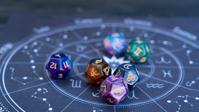 Entender os movimentos astrológicos de 2026 pode trazer mais clareza sobre desafios e oportunidades na rotina, explica Márcio Pires de Moraes.