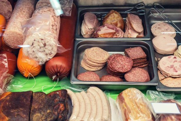 Tecnologia na Indústria Alimentar: Redução de Gordura e o Futuro dos Alimentos Industrializados