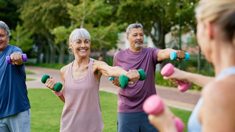 Alimentação e movimento: como hábitos simples transformam a saúde após os 60 anos