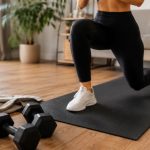 Como treinar em casa com segurança: estratégias para evitar lesões e maximizar resultados